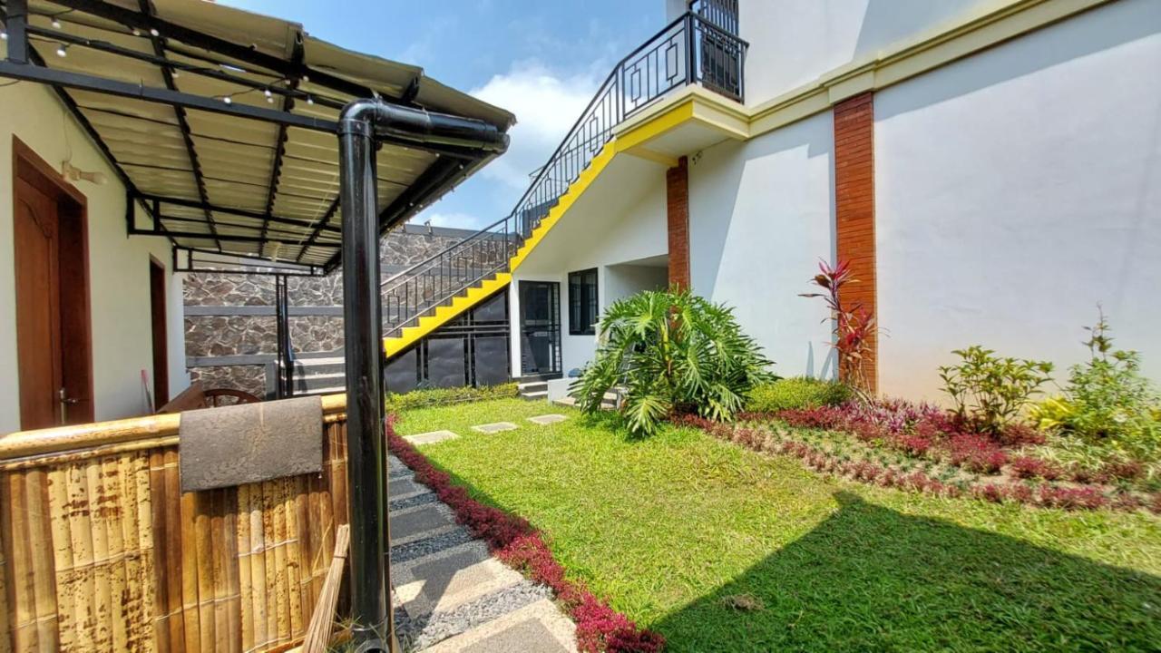 Pool Villa Saung Suluh Purwokerto Εξωτερικό φωτογραφία