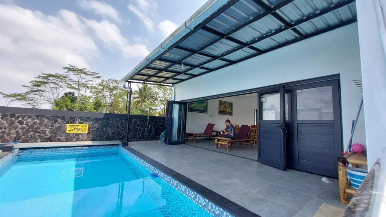 Pool Villa Saung Suluh Purwokerto Εξωτερικό φωτογραφία